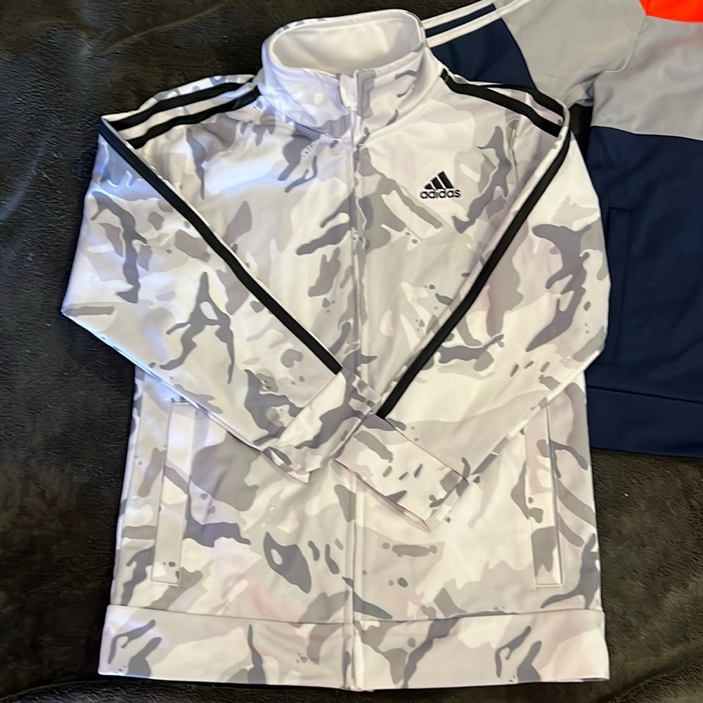 Boys adidas zip ups size 7 - never worn- no tags